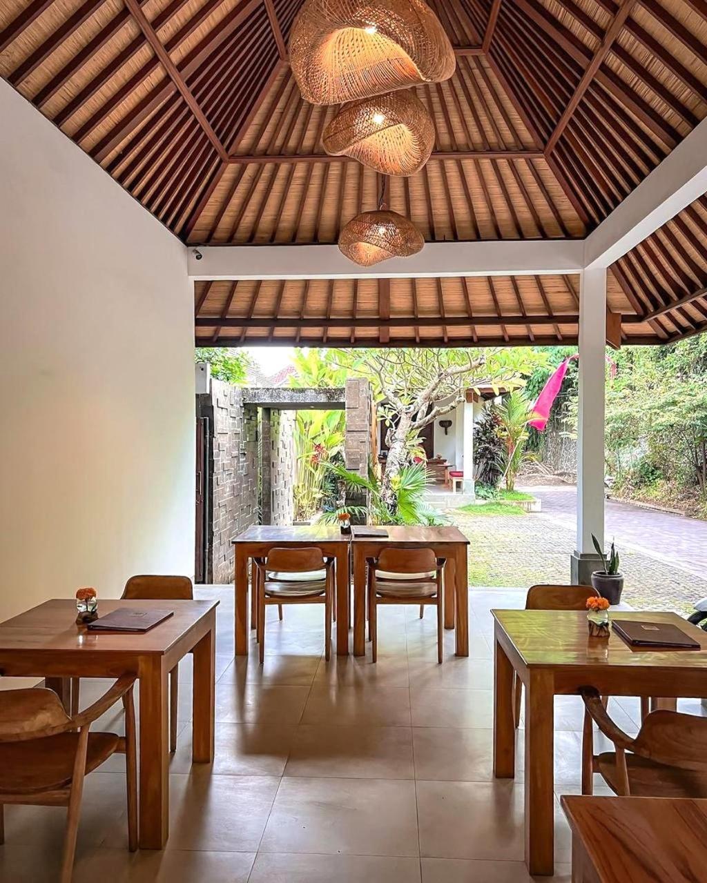 De Metra Villa Ubud By Pramana Villas Exterior foto